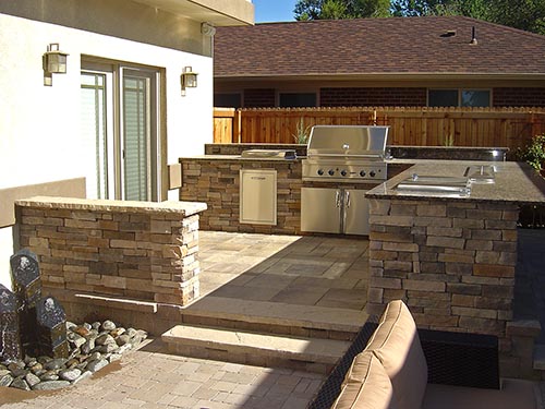 Outdoor Kitchen