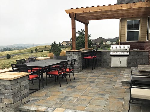 Outdoor Kitchen